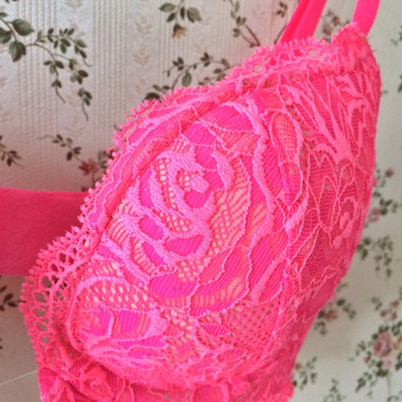 Victoria's Secret Coral/Pink Lace Push-Up Bra - Picture 3 of 8